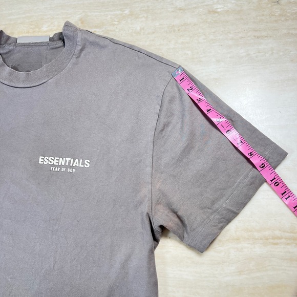Fear of God Essentials Mens XL T-Shirt Washed Taupe Logo Tee RN090233 - Picture 10 of 12